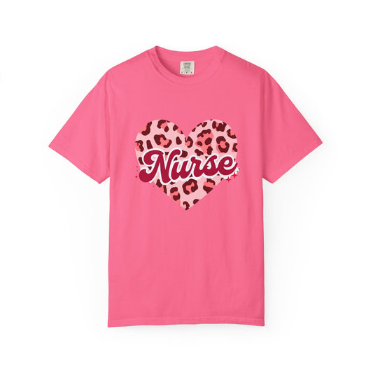 Heart Leopard Nurse T-Shirt | Perfect Gift for Nurses | Comfortable Unisex Tee | Cute Nurse Apparel | Healthcare Worker Gift